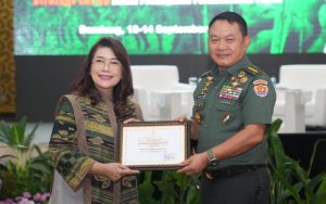 Jadi Keynote Speaker Seminar TNI AD VII, Kasad Tegaskan Papua Bagian dari NKRI