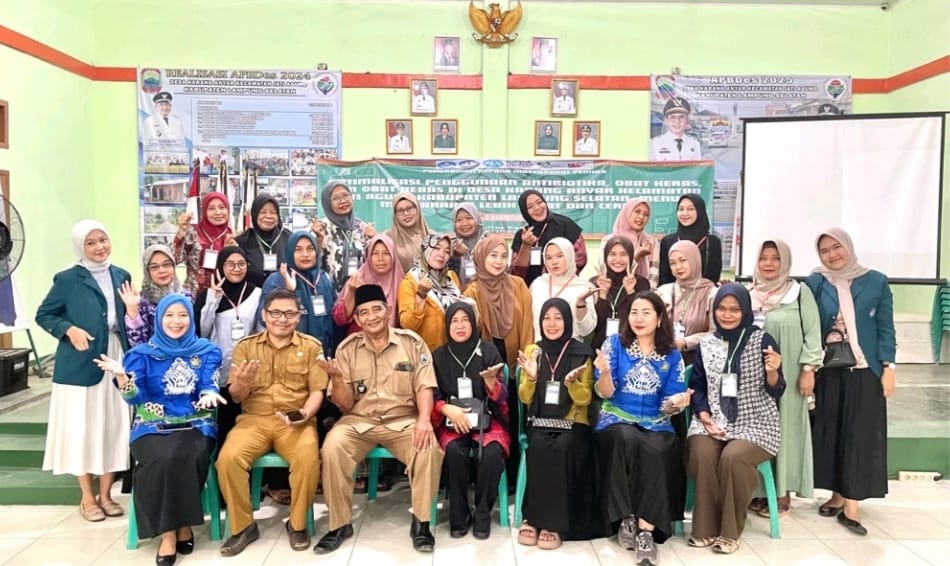 Tingkatkan Kesadaran Penggunaan Obat Aman, Fakultas Kedokteran Unila Gelar Edukasi di Desa Karang Anyar