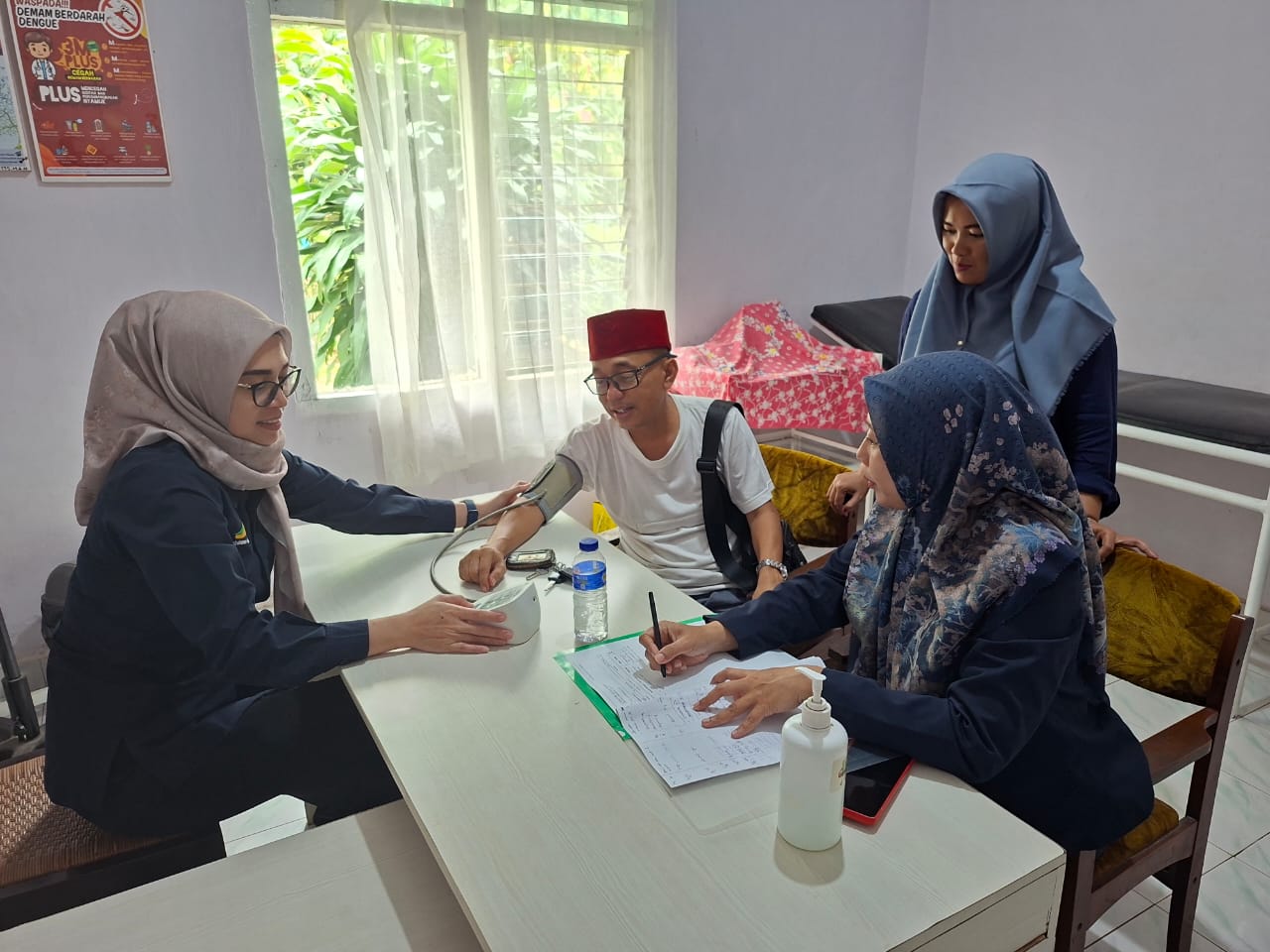 Pemeriksaan Kesehatan Rutin Secara Bertahap di Puskesbun PTPN I Regional 7 Kebun Way Berulu