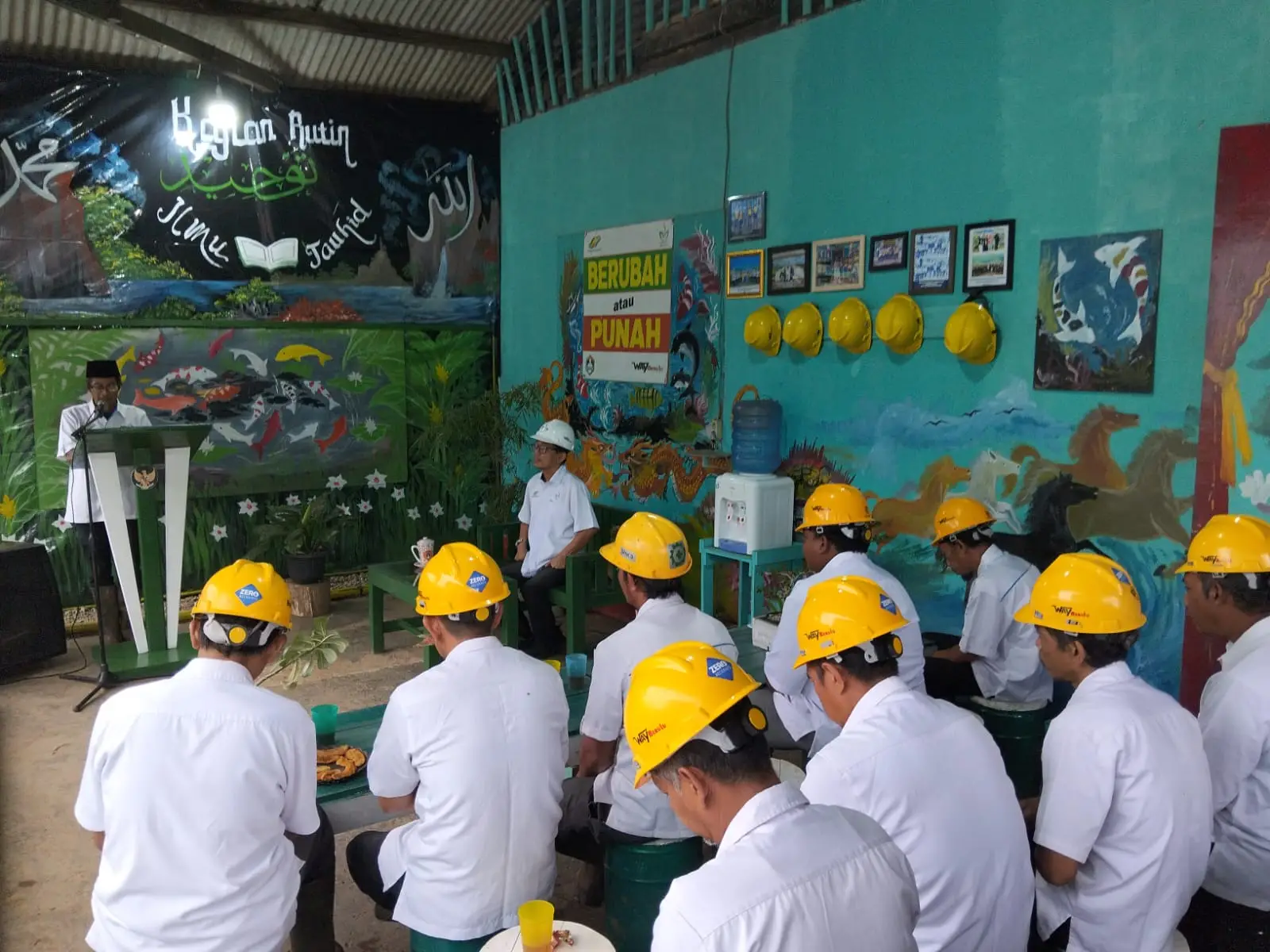 Apel Pagi PTPN I Regional 7 Kebun Way Berulu Dihiasi Kajian Tauhid: Menguatkan Sholat, Menguatkan Iman dan Integritas Kerja