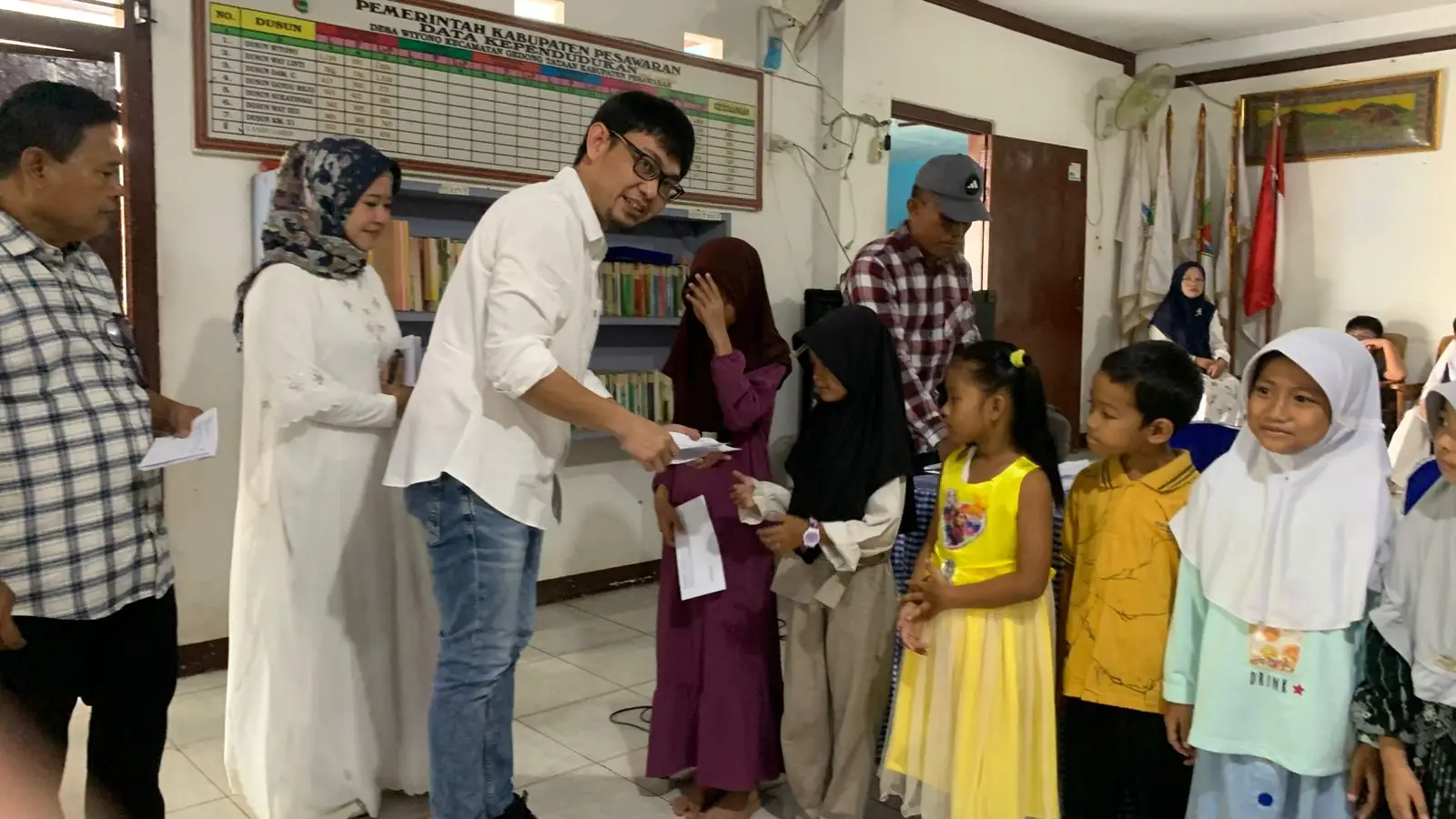 PTPN I Regional 7 Kebun Way Berulu Salurkan Santunan 160 Anak Yatim di Desa Penunjang