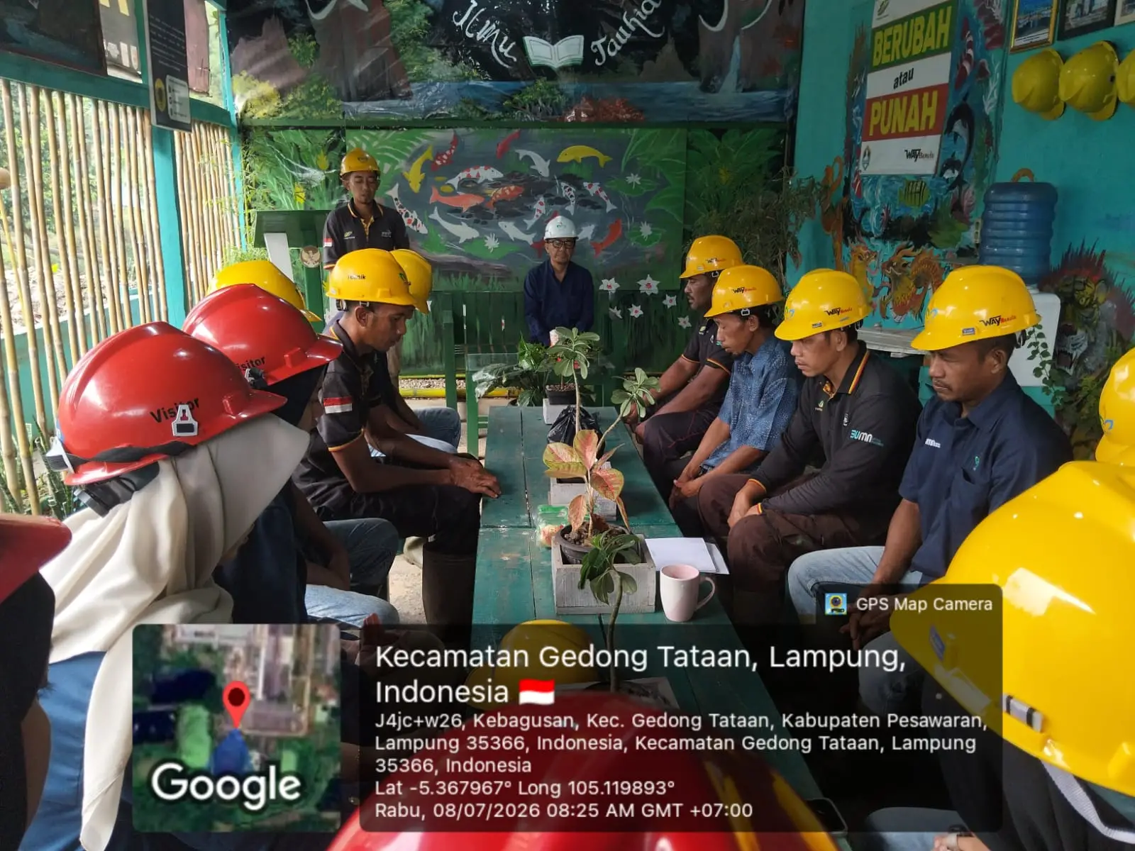 Ikhtiar, Syukur, dan Doa Mengiringi Langkah: Apel Pagi Bidang Teknik PTPN I Regional 7 Ajak Pekerja Tingkatkan Kinerja Demi Keberkahan Bersama