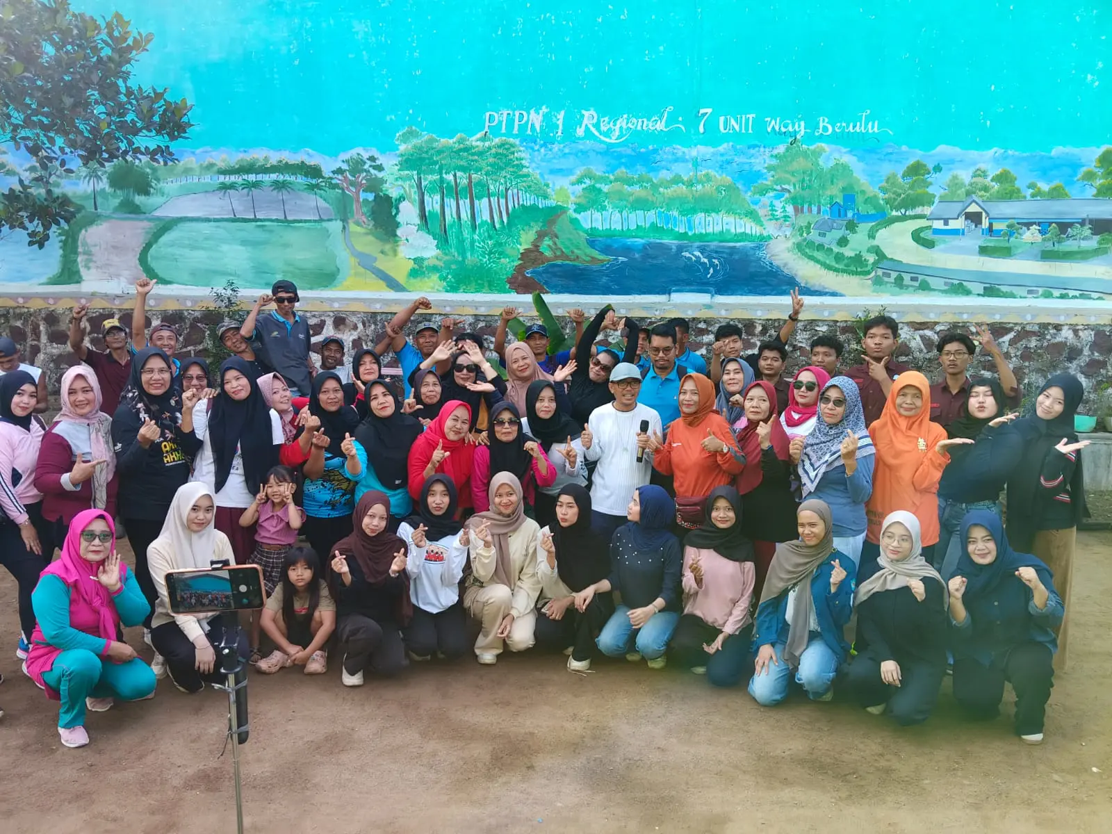 Kebersamaan yang Menguatkan: PTPN I (Persero) Regional 7 Kebun Way Berulu Hadir untuk Karyawan, Keluarga, dan Masyarakat