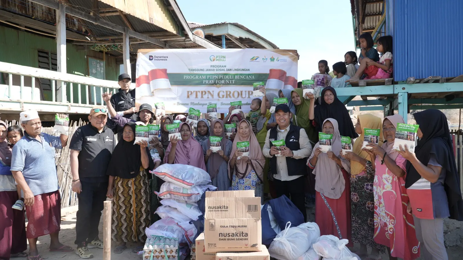 PTPN I (Persero) Hadir untuk NTT, Kirim 17 Ton Bantuan bagi Korban Bencana