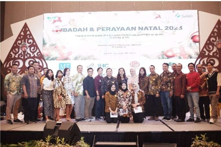 PTPN I Regional Jatim dan PT Sinergi Gula Nusantara pada Kamis Melaksanakan Ibadah dan Perayaan Natal Bersama 2023