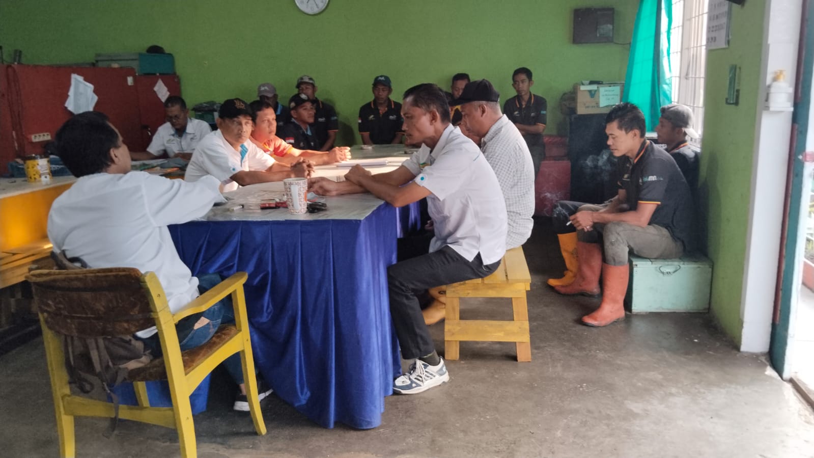 Foto Diskusi Karyawan PTPN I Regional 7 Unit Way Berulu